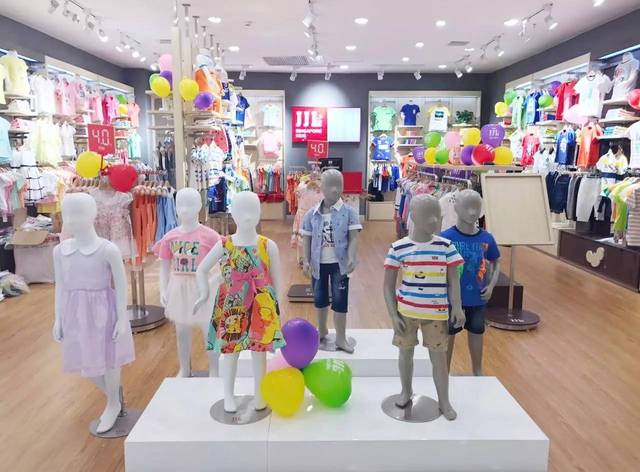 乐鱼电竞宇宙十大著名童装品牌 Bonpoint成都IFS店开张(图1)